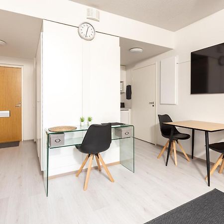 Apartamento Valoisa Parvekkeellinen Kaksio, Oma Parkkipaikka Tampere Exterior foto