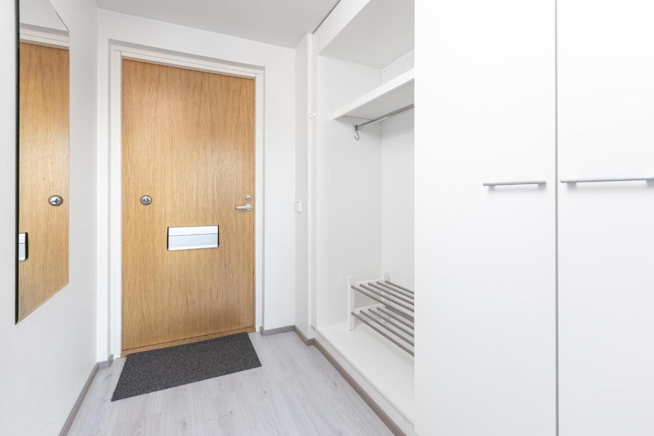 Apartamento Valoisa Parvekkeellinen Kaksio, Oma Parkkipaikka Tampere Exterior foto