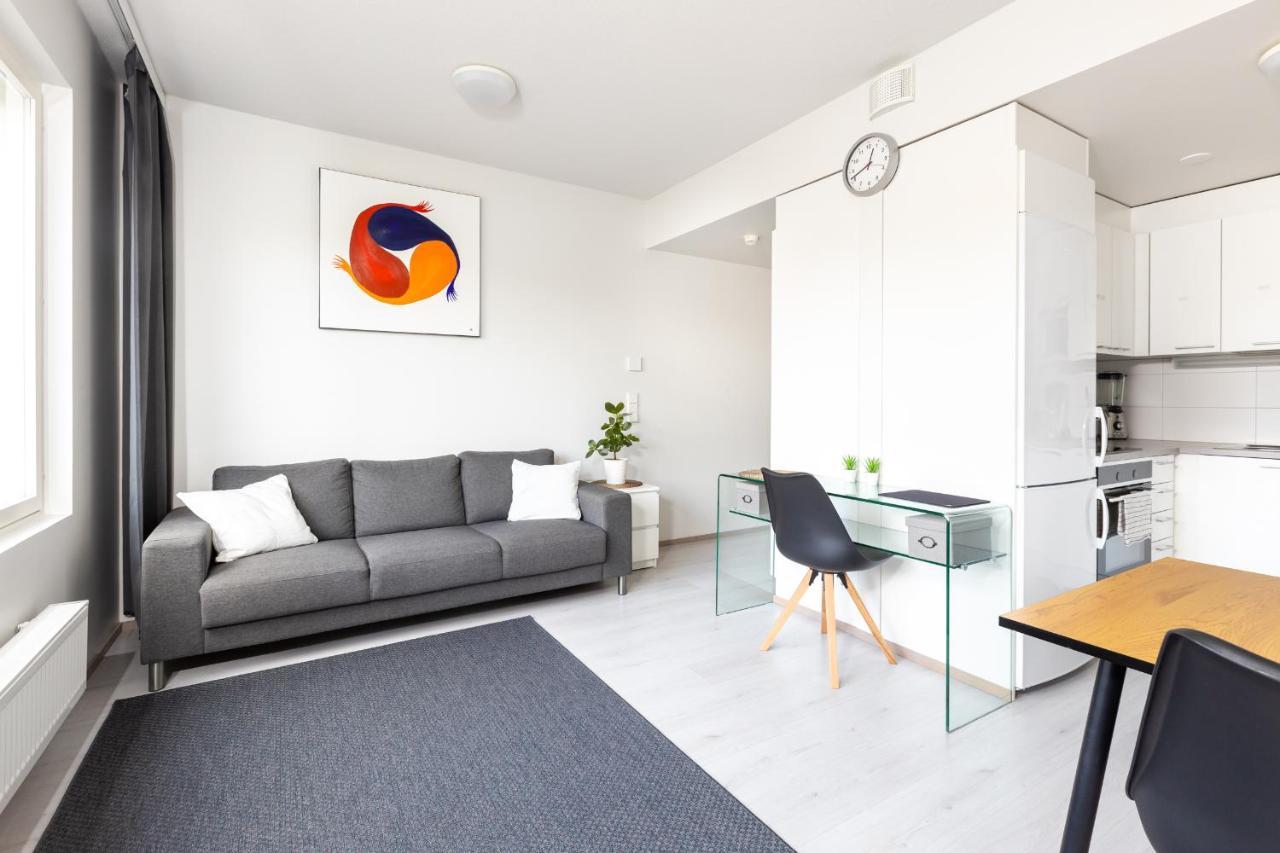 Apartamento Valoisa Parvekkeellinen Kaksio, Oma Parkkipaikka Tampere Exterior foto